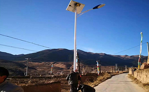 伽师智慧路灯安装必备设计要素：打造高效智能的城市照明系统