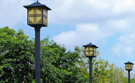 太阳能伽师庭院灯怎么选亮度与续航更耐用 太阳能伽师庭院灯怎么选亮度与续航更耐用